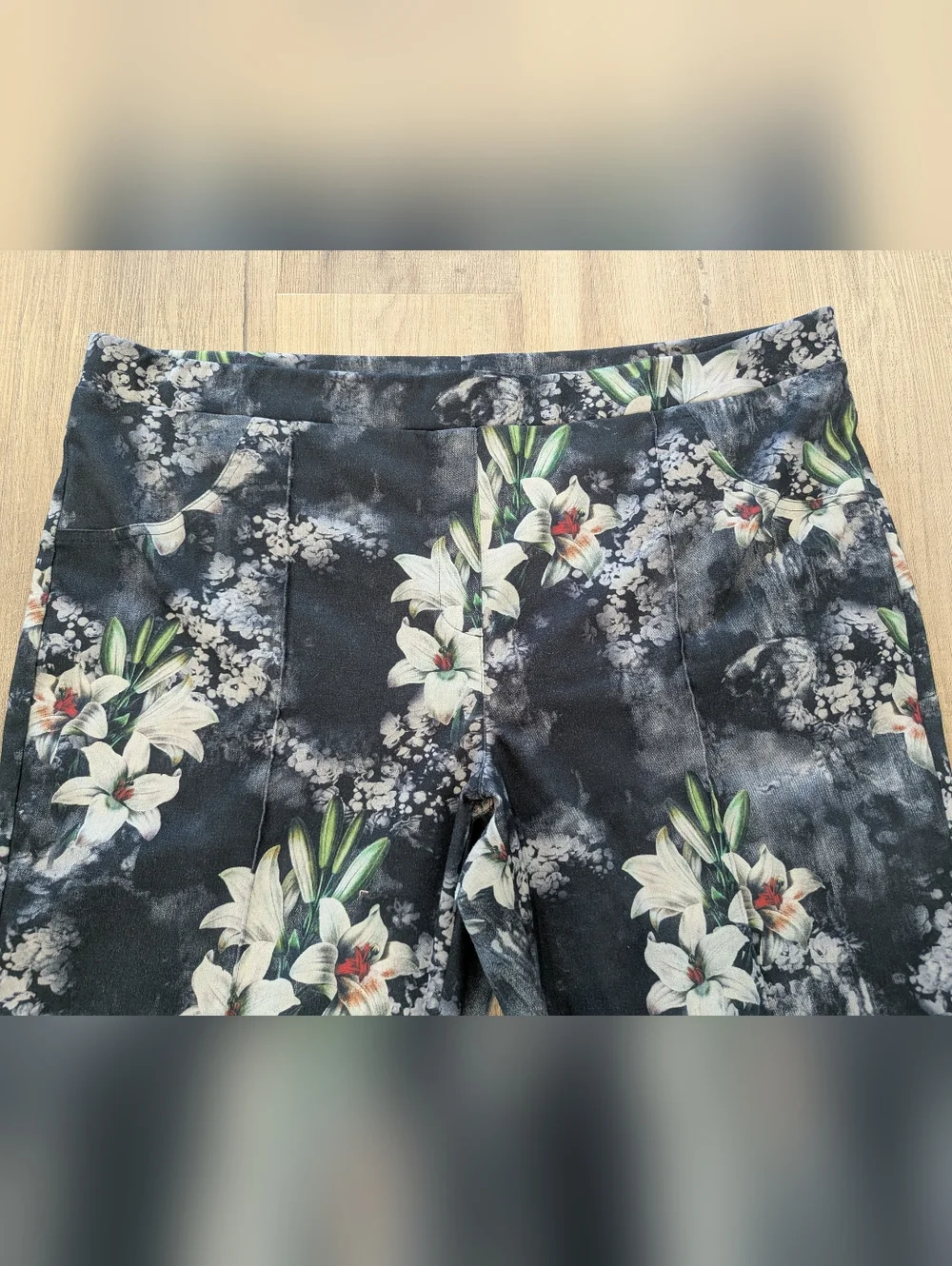 Joseph Ribkoff Black Floral Slim Ankle Pants with Green Accents - Picture 3 of 7